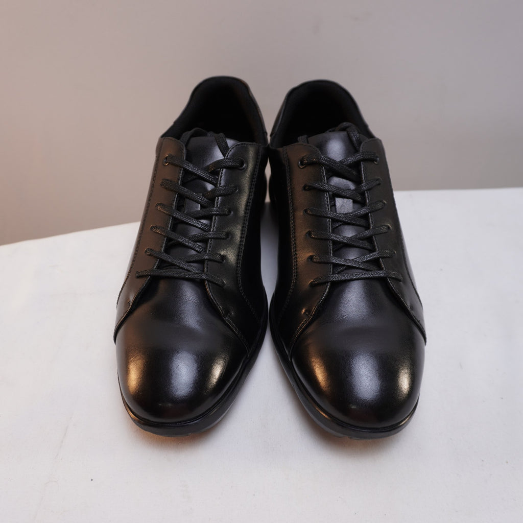 Zapatillas Poerkan para Hombre Usadas - Negras, Talla 41