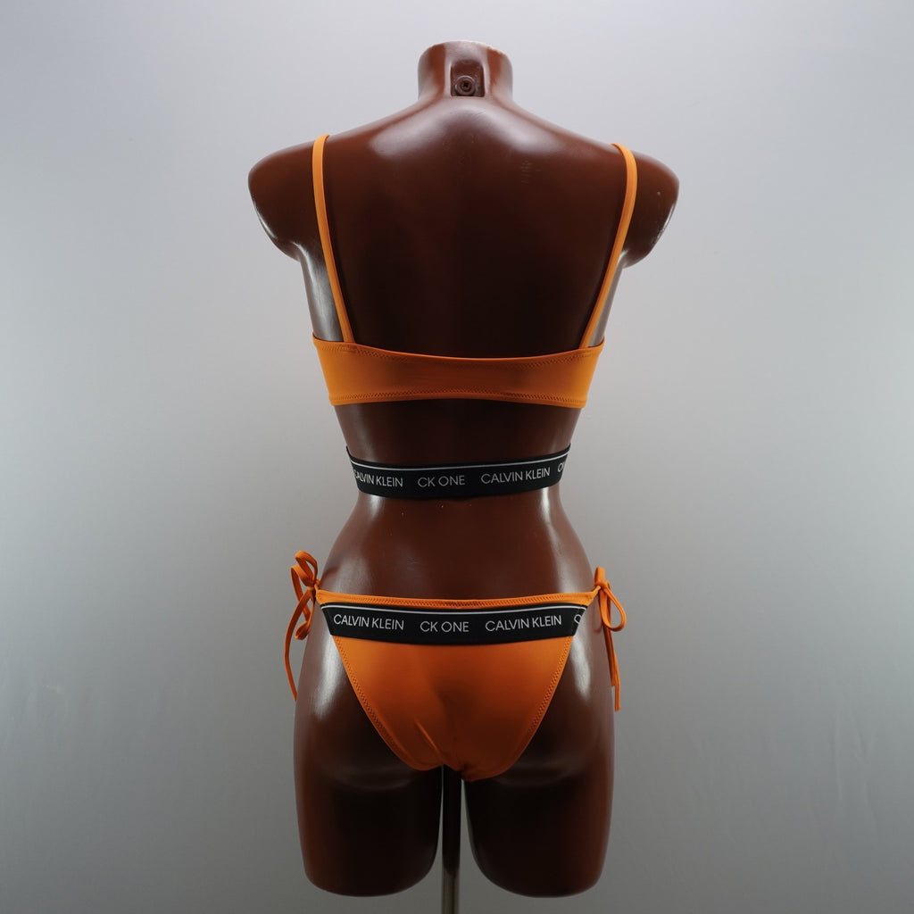 Parte Superior de Traje de Baño Calvin Klein para Mujer Usada - Naranja, S