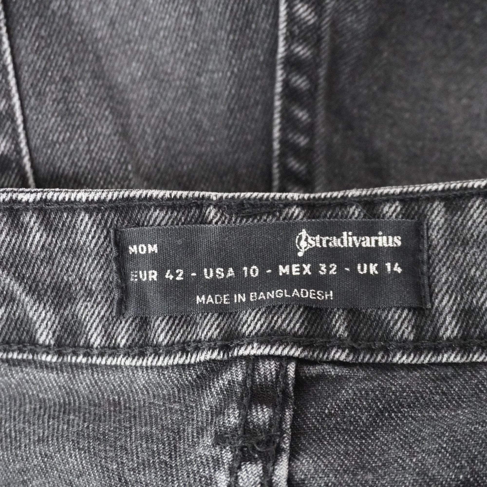 Pantalones Cortos Vaqueros Stradivarius para Mujer Usados - Negros, XL