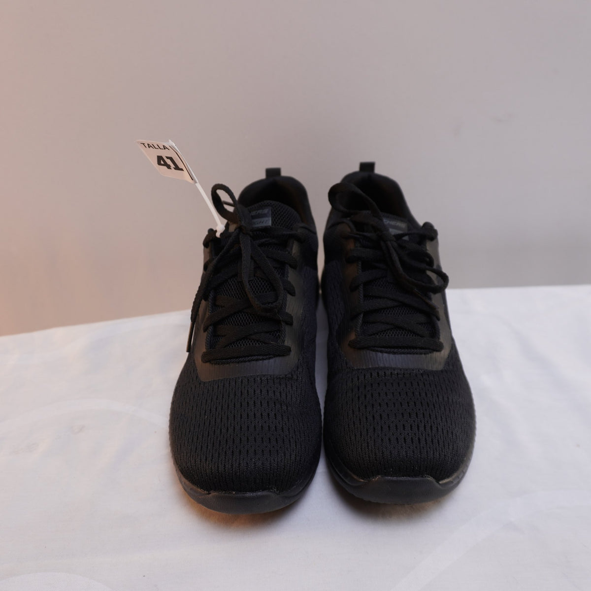 Zapatillas Skechers para Mujer Usadas - Negro, 41
