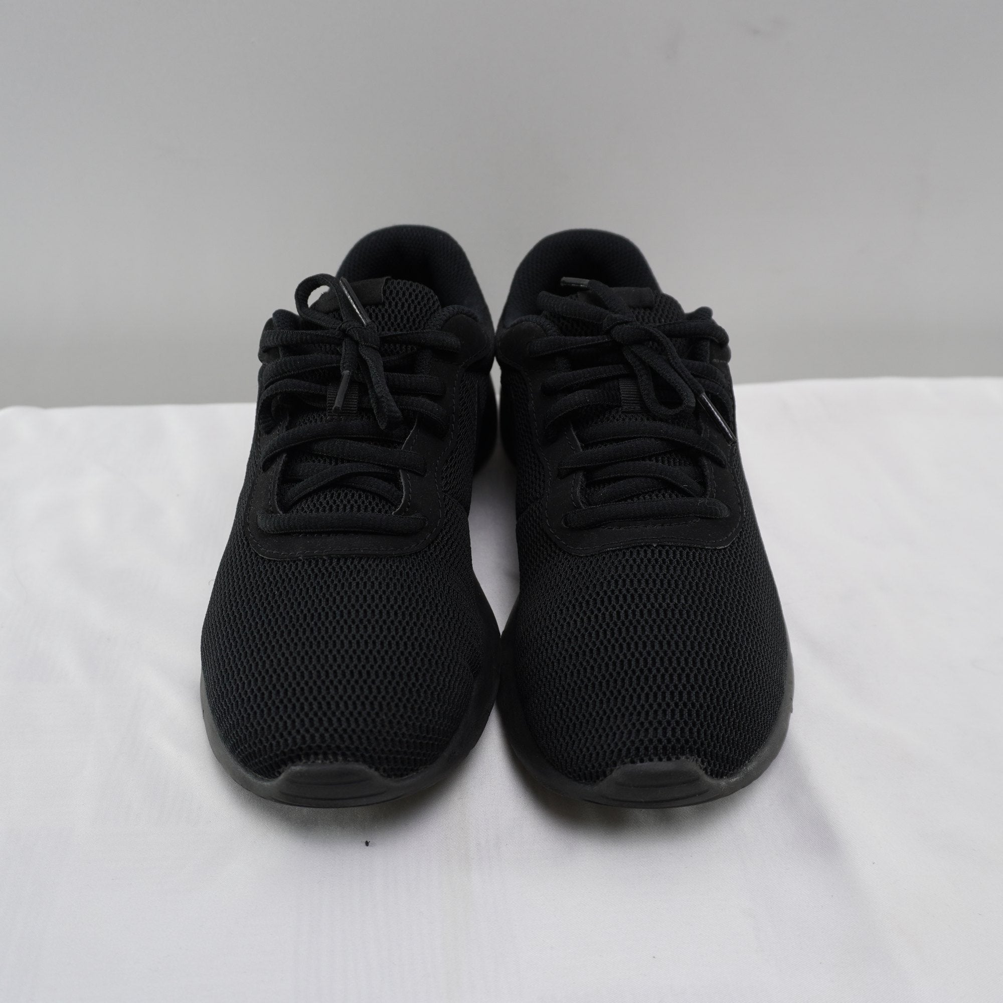 Zapatillas Nike para Mujer Usadas - Negro, Talla 38