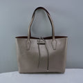 Bolso Baguette Guess para Mujer Usado - Rosa en Muy Buen Estado