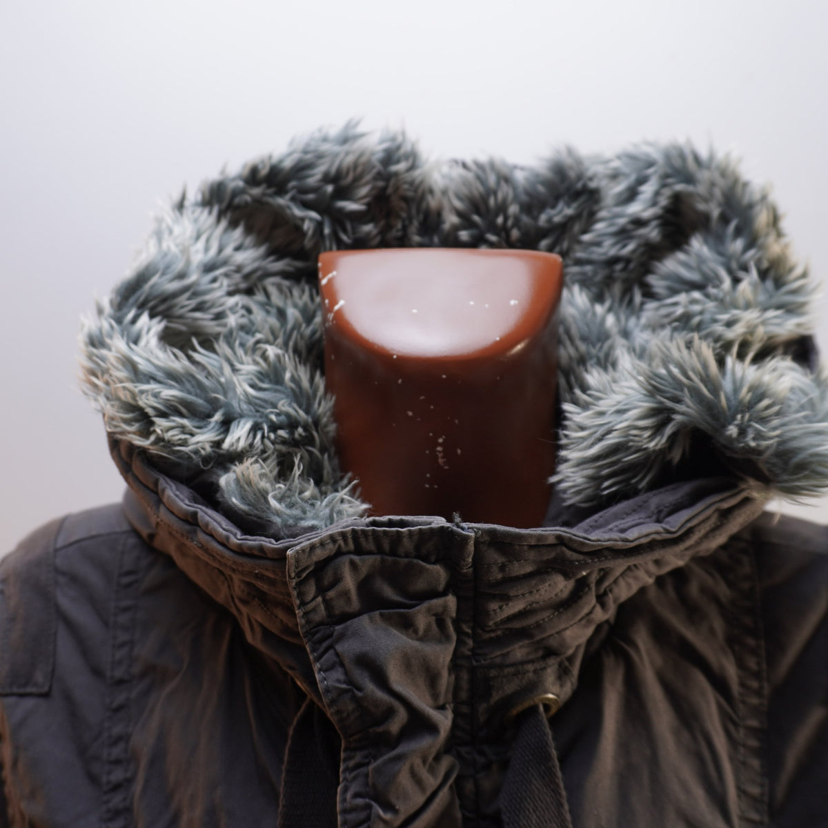 Parka Khujo para Hombre Usada - Gris, XXL