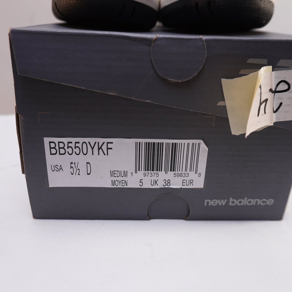 Zapatillas New Balance para Mujer Usadas - Blancas, Talla 38