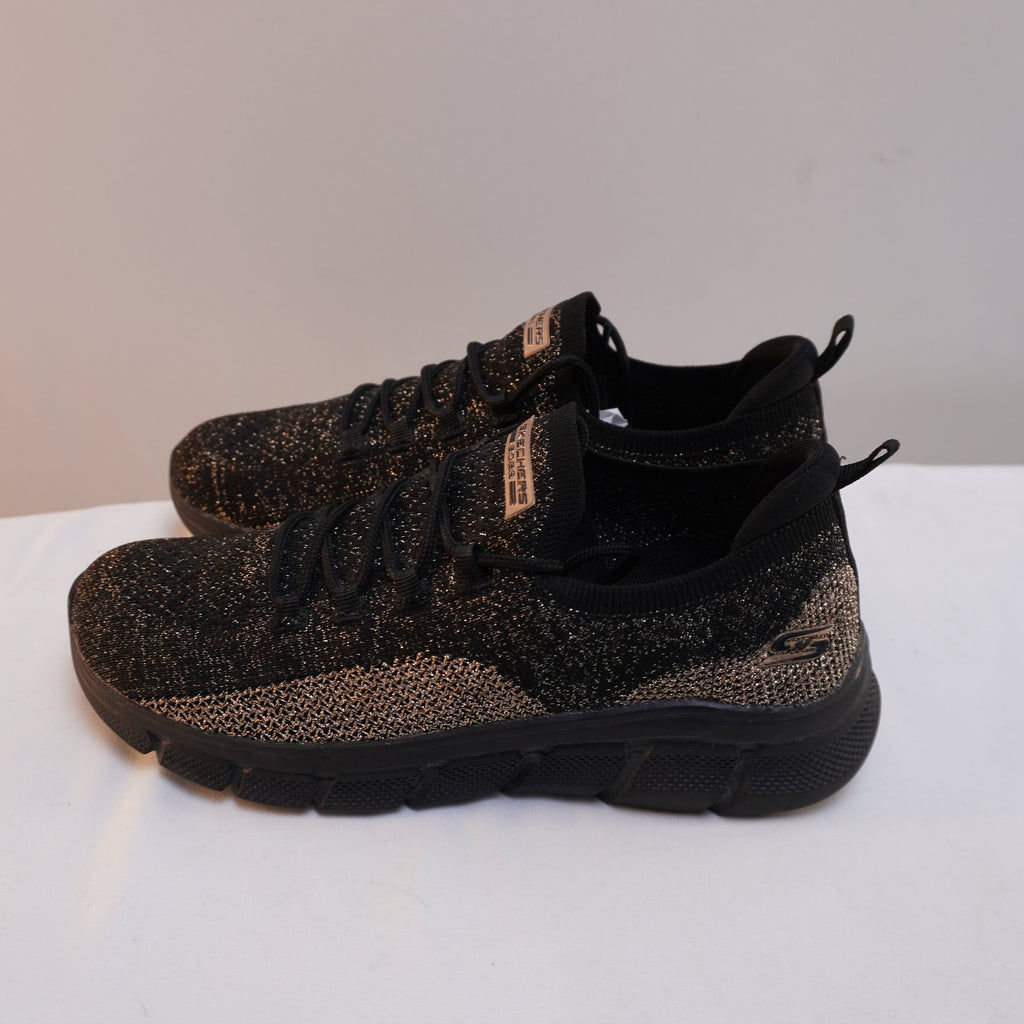 Zapatillas Skechers para Mujer Usadas - Negro, 38.5