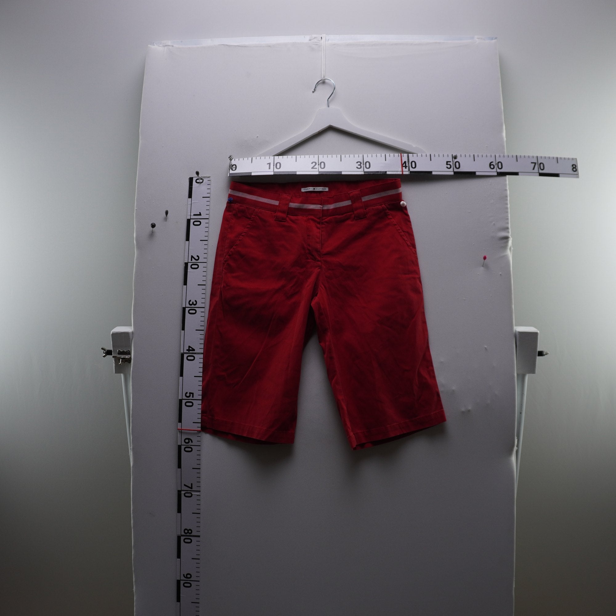 Pantalones Cortos Vaqueros Tommy Hilfiger para Mujer Usados - Rojo, S