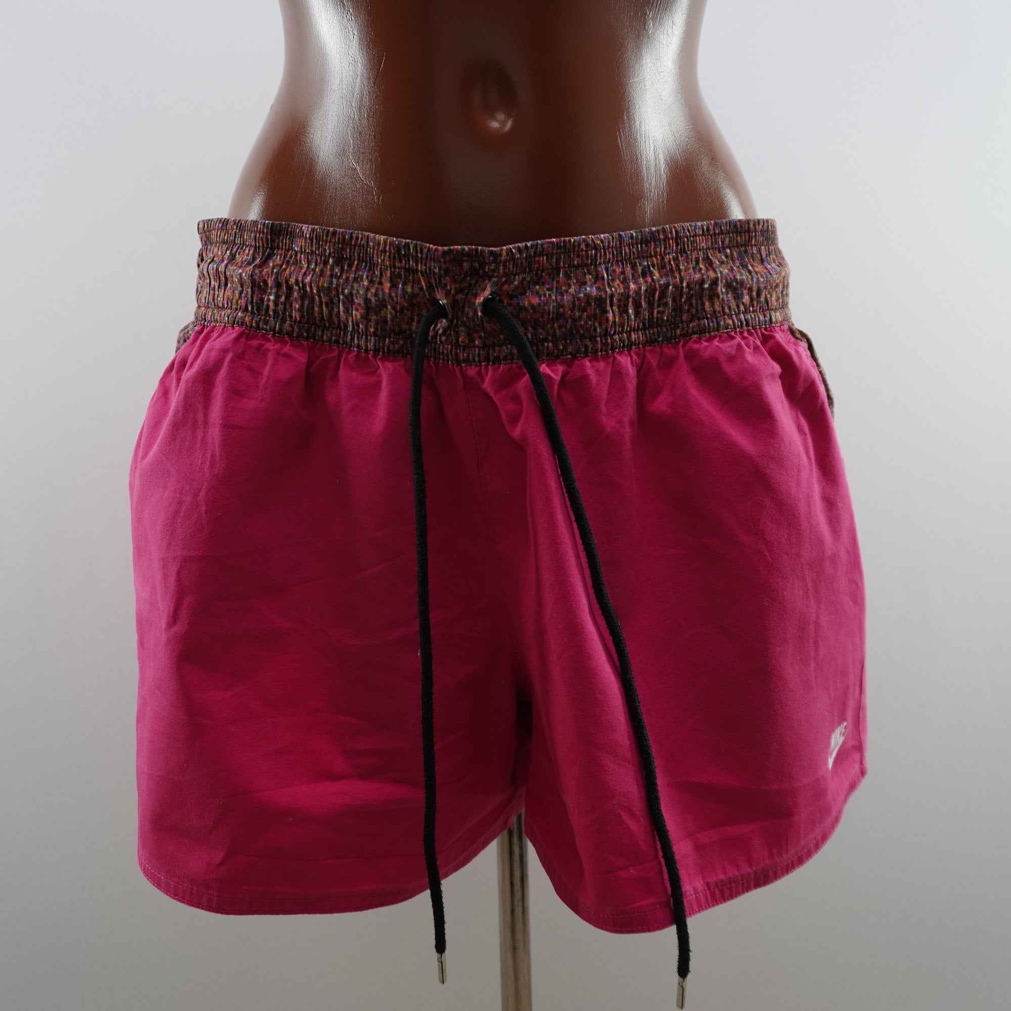 Bermudas Nike para Mujer Usadas - Rosa, XL