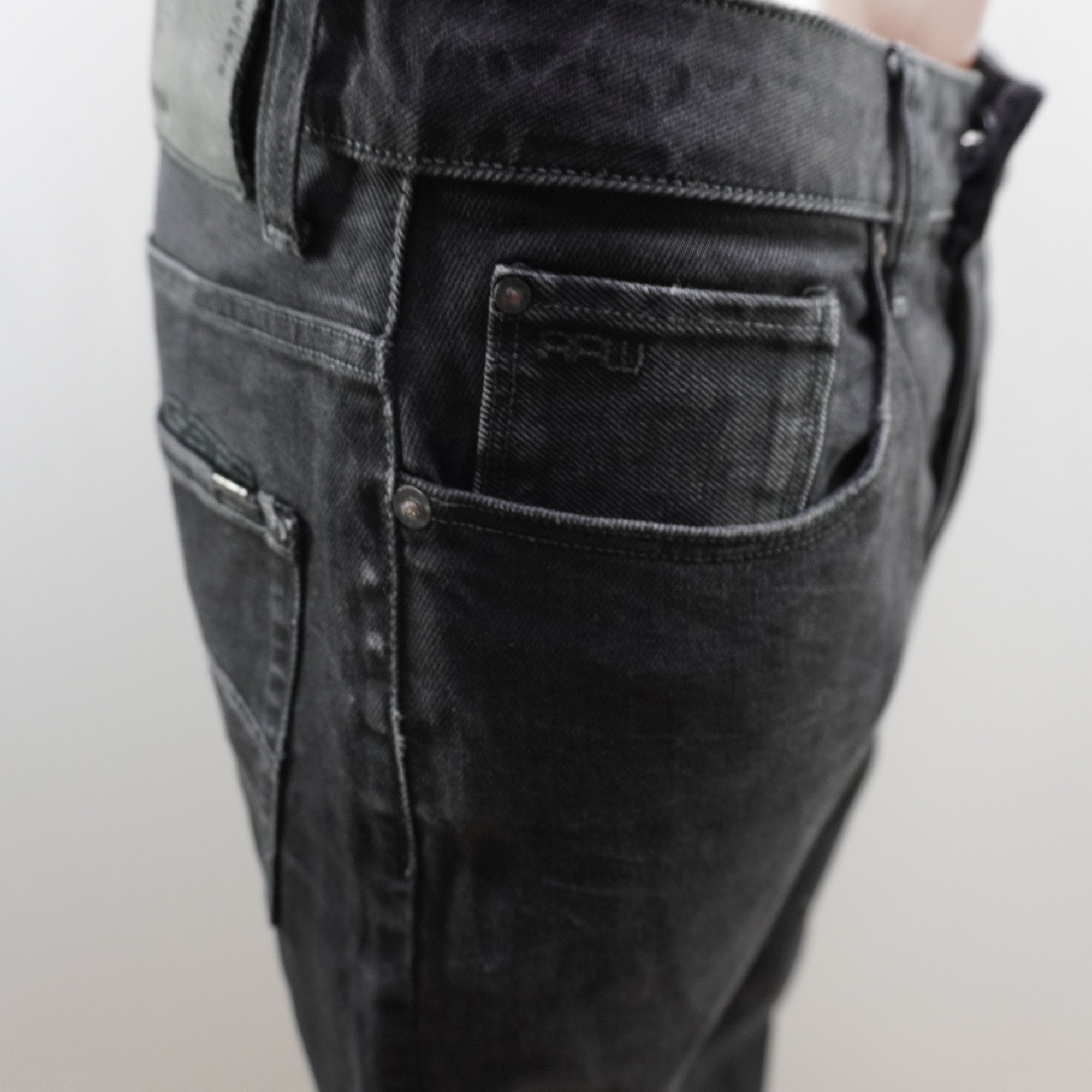 Vaqueros G-Star RAW para Hombre Usados - Negros, Grande (L)