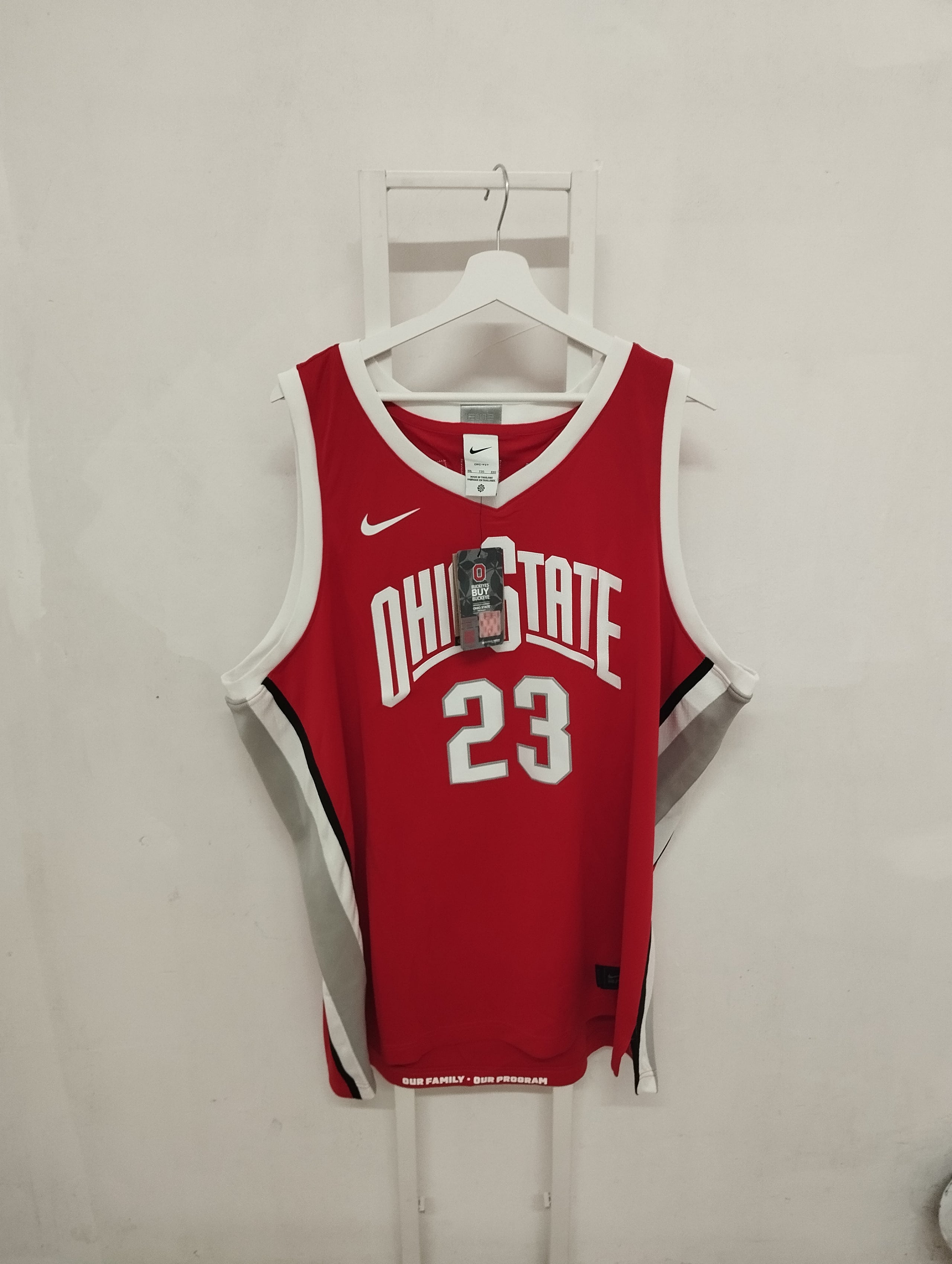 New Men's Nike Lebron Shirt - Red, XXL