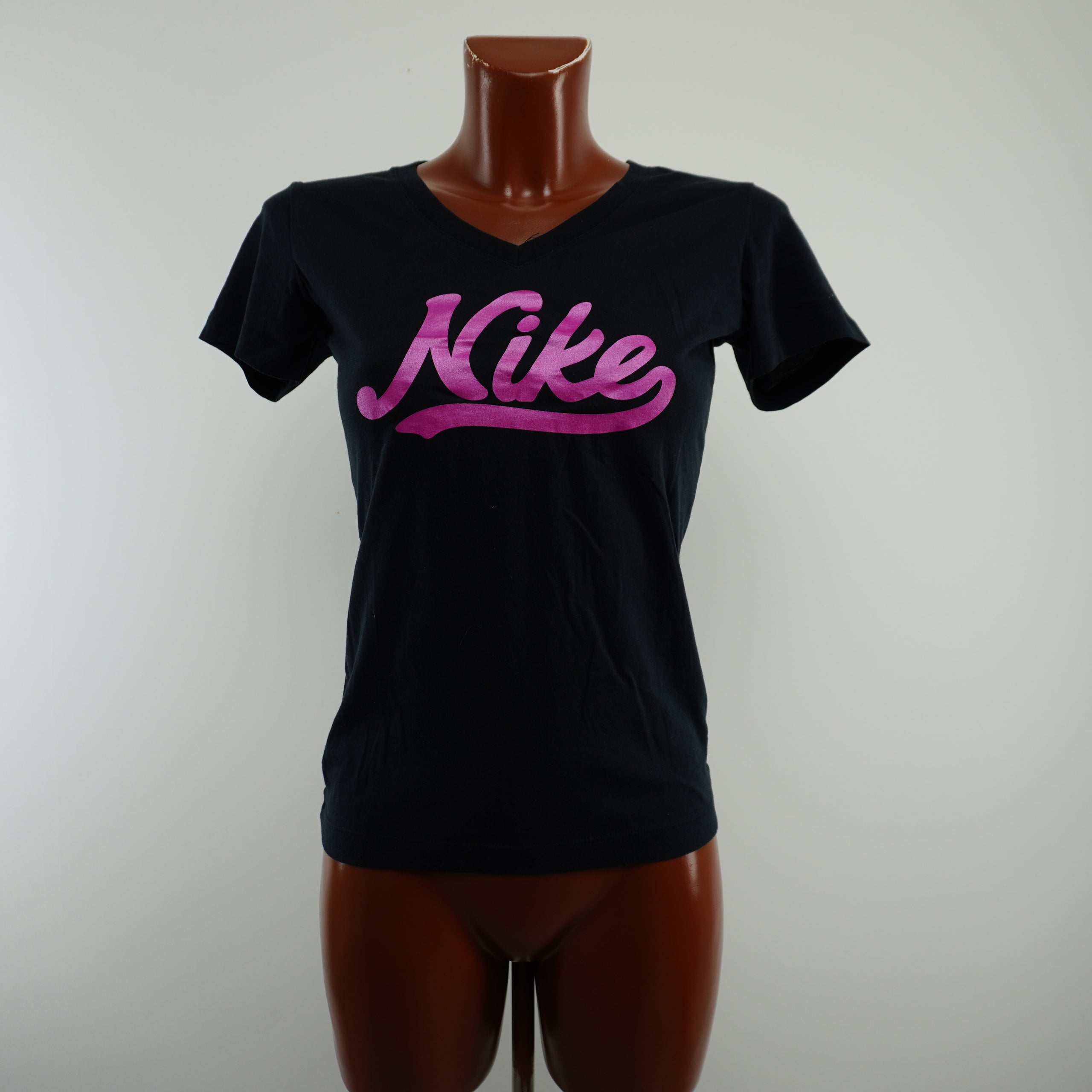 Used Women's Nike Shirt - Black, S, Very Good Condition