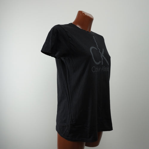 Calvin Klein camisa mujer negra Talla M detalle tela
