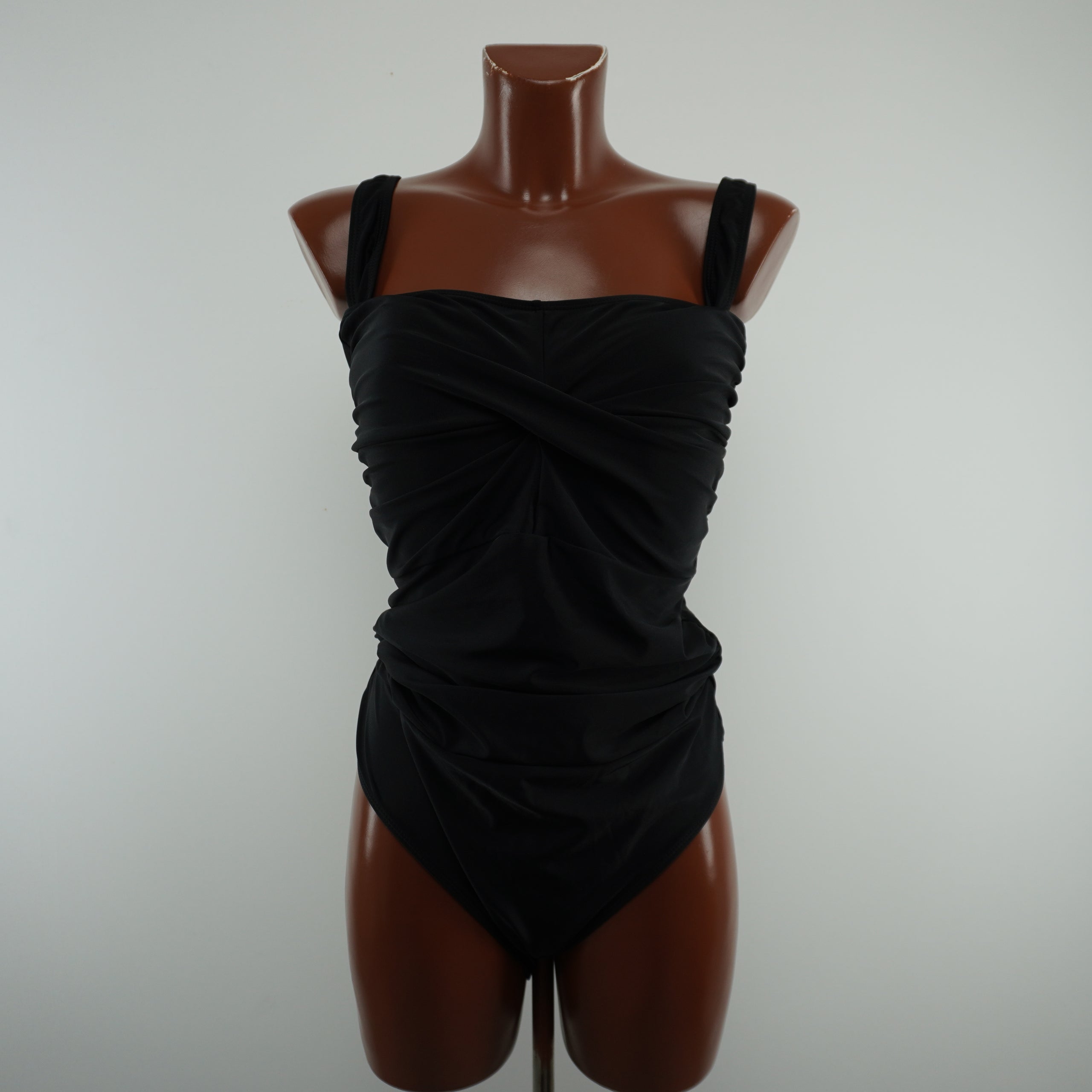 Pre-owned Women's Venca Bikini - Black, 9XL, Very Good Condition