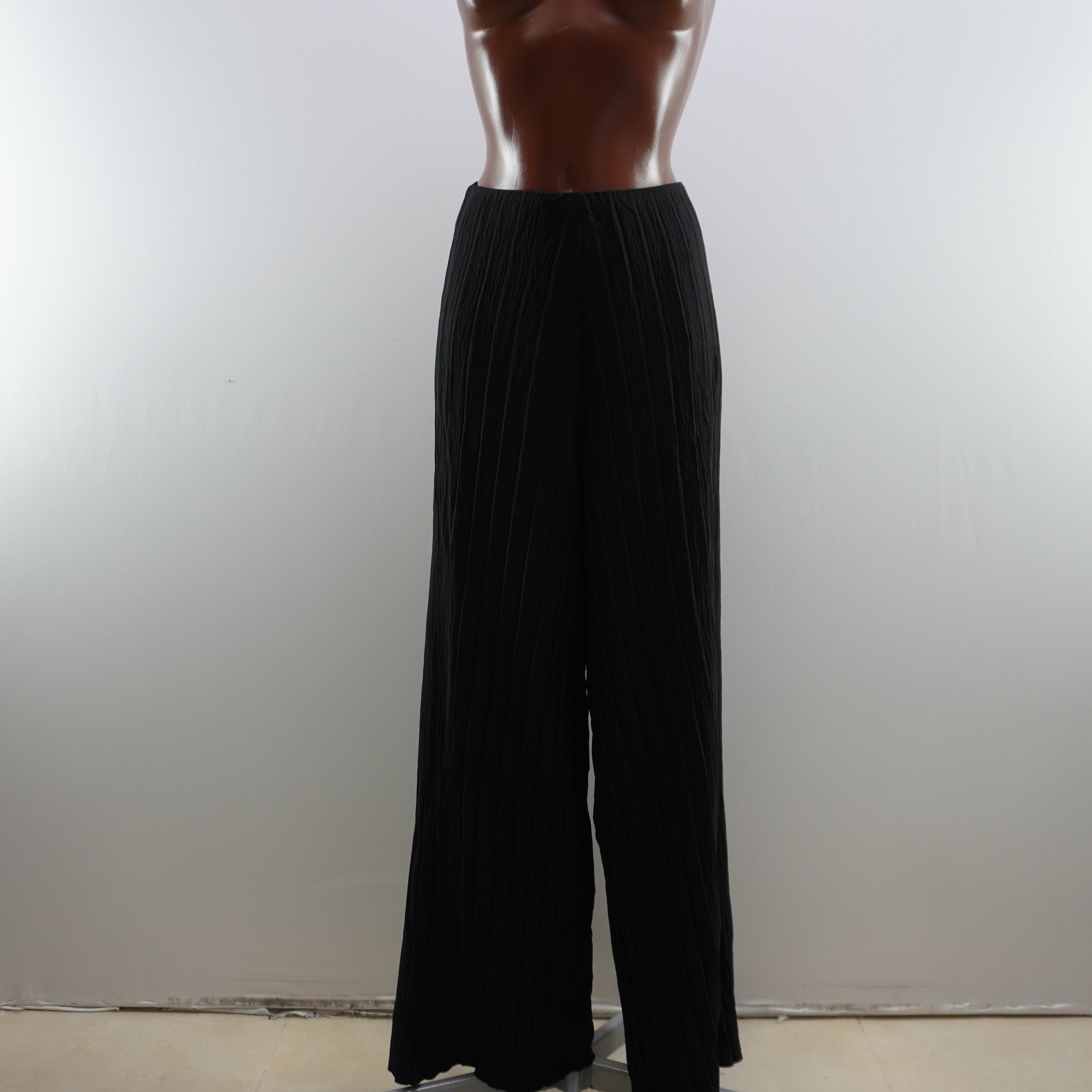 Pantalones Zara para Mujer Usados - Negro, L