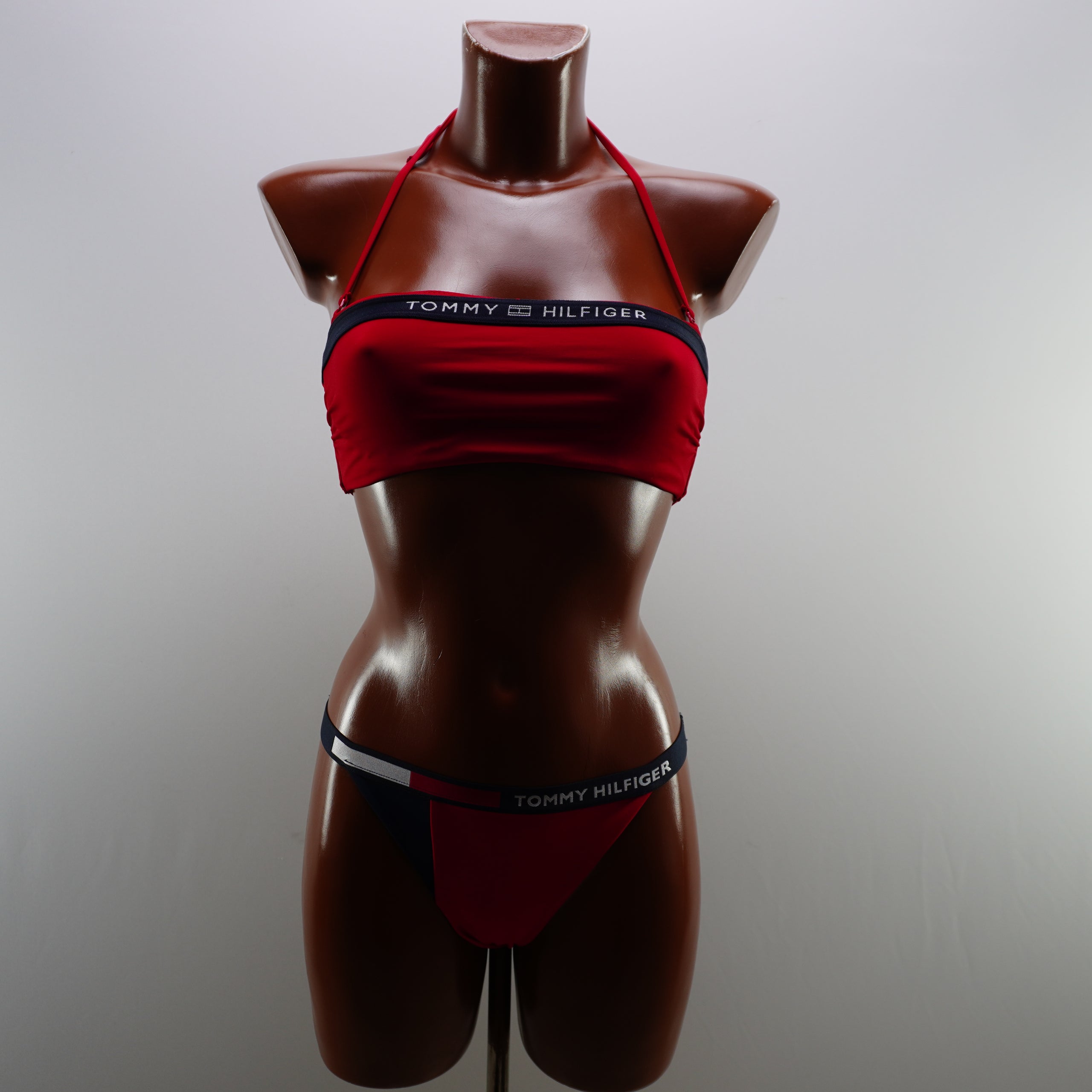Bikini Tommy Hilfiger para Mujer Usado en Muy Buen Estado - Rojo, XS