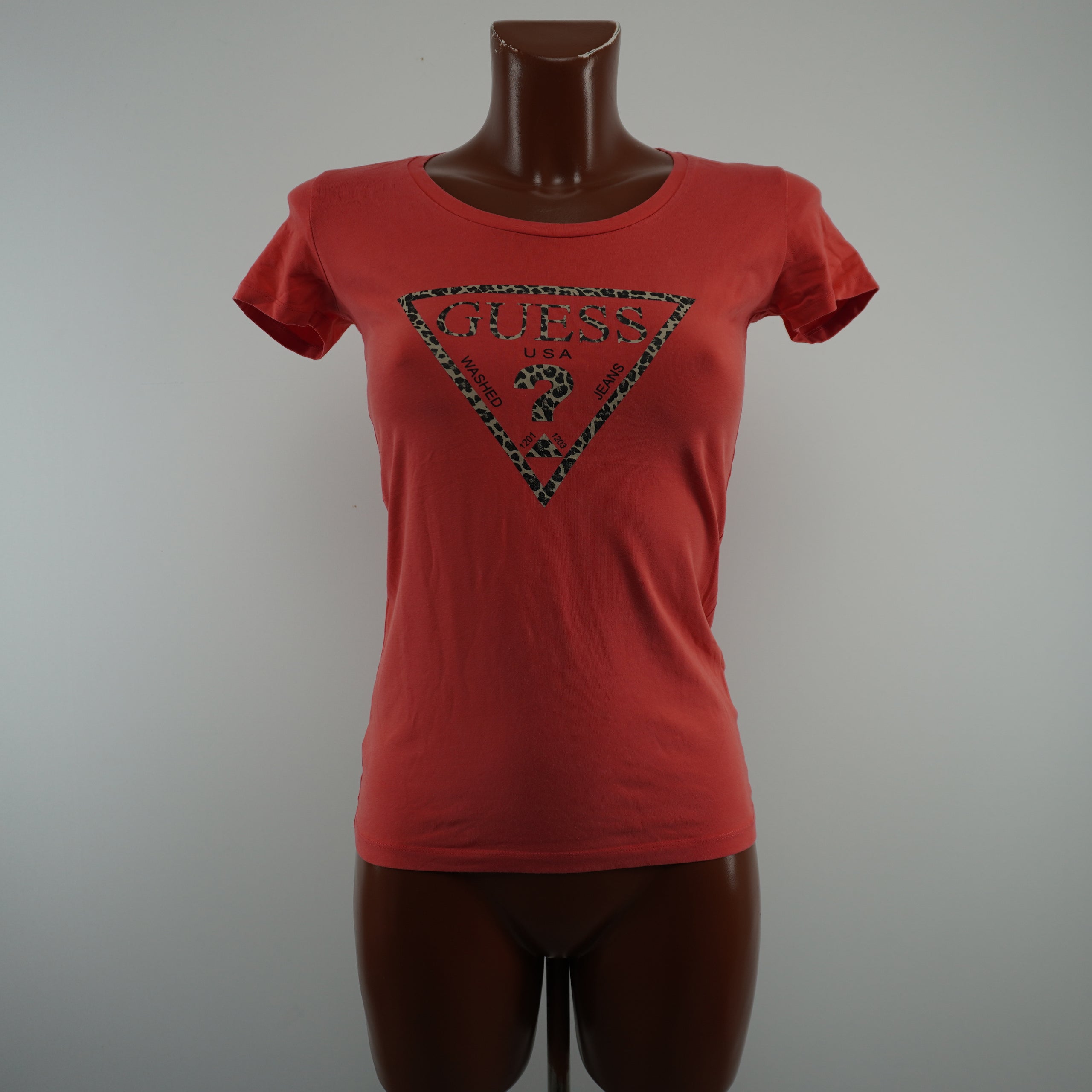 Pre-Owned Women's Guess Shirt - Red, S, Very Good Condition