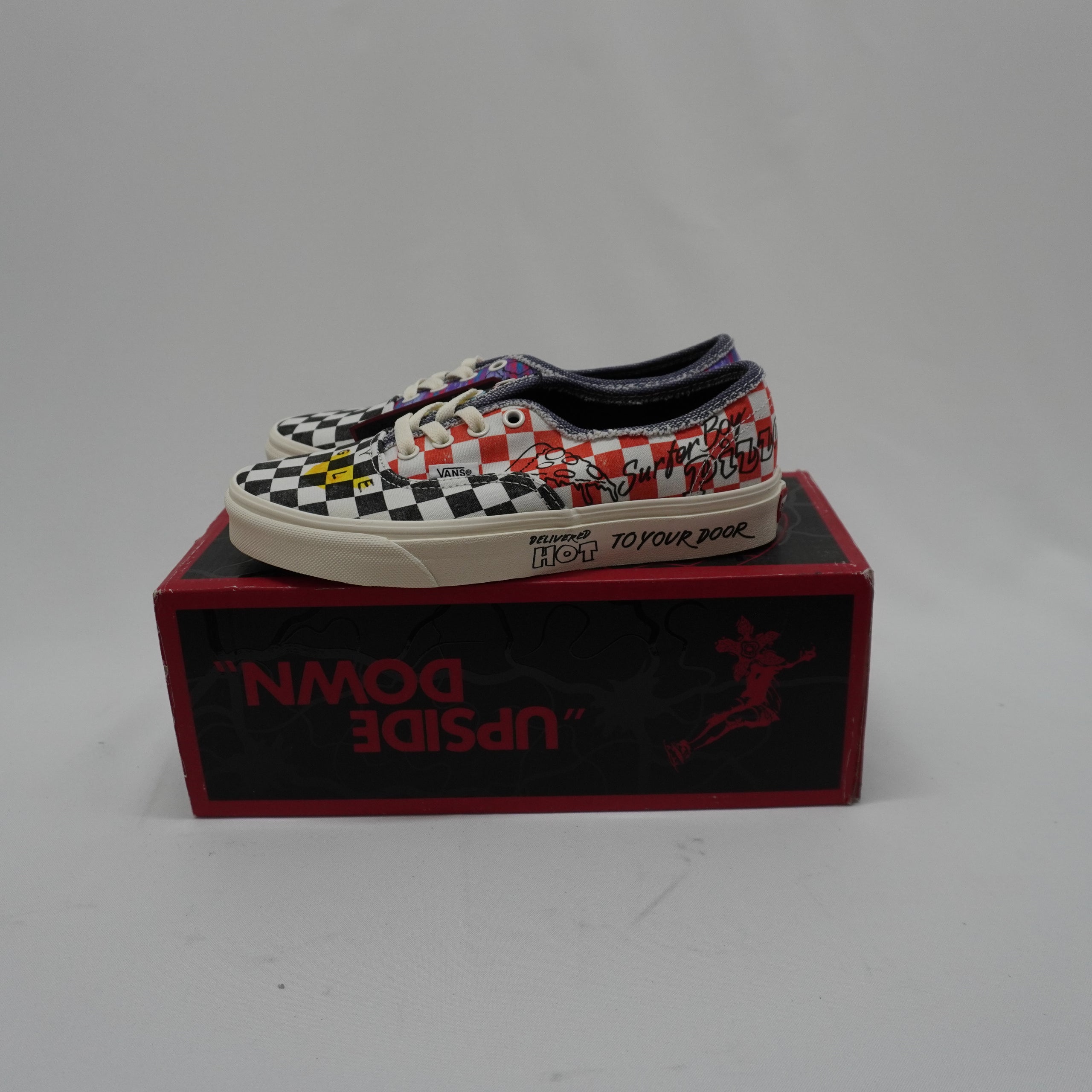 New Women's Vans Strenger Sneakers - Black, Size 37