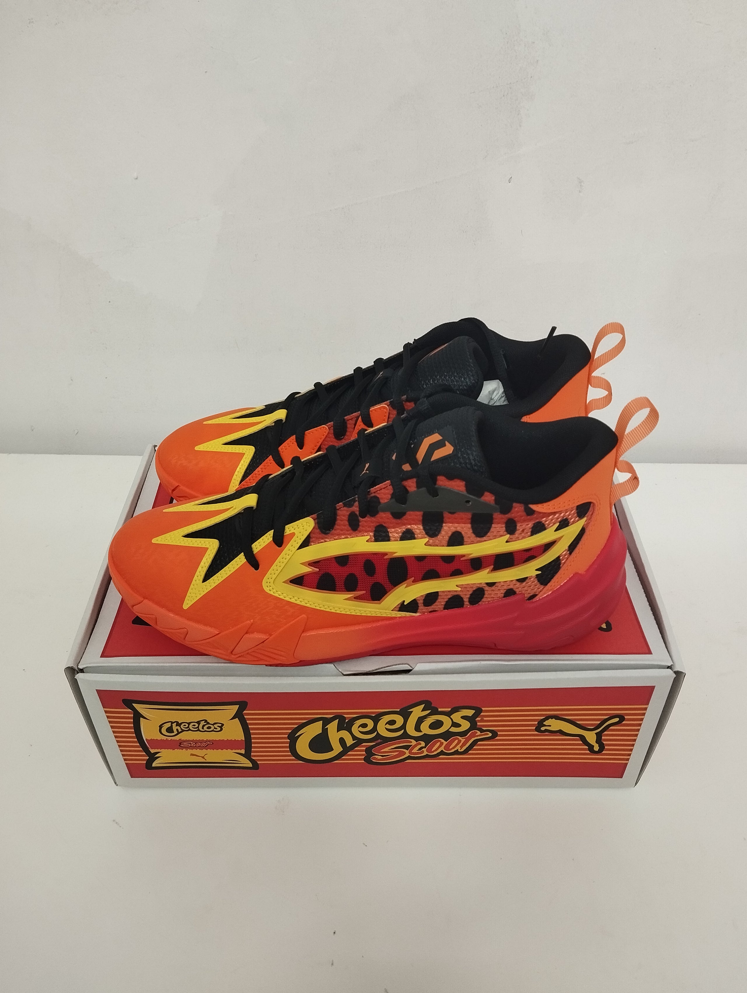 New Men's Puma Scoot Zeros x Cheetos Sneakers - Orange, Size 43