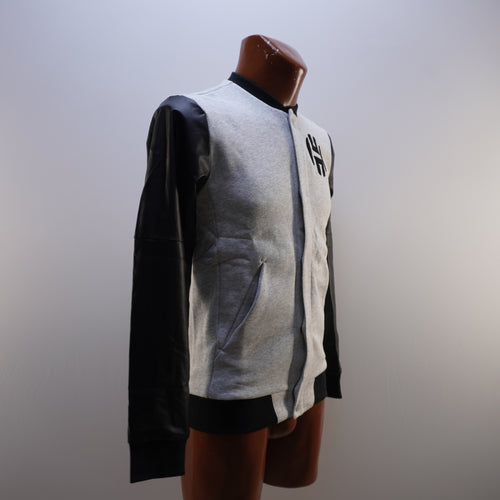 Adidas chaqueta hombre gris Talla XS detalle cierre