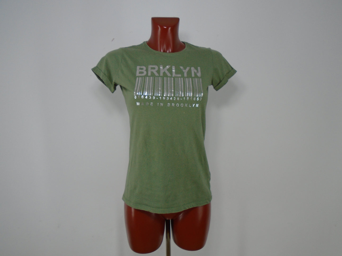 T-shirt femme Primark. Kaki. XS. Utilisé. Très bonne condition