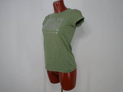 Women's T-Shirt Primark. Khaki. XS. Used. Very good condition
