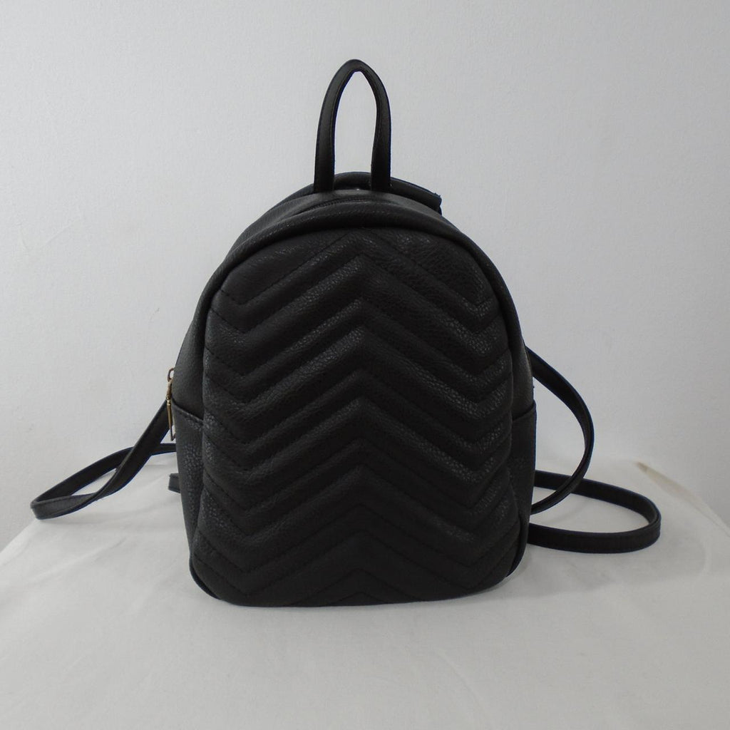 Mochila Mujer Italia Moda. Negro. S. Usado. Bien