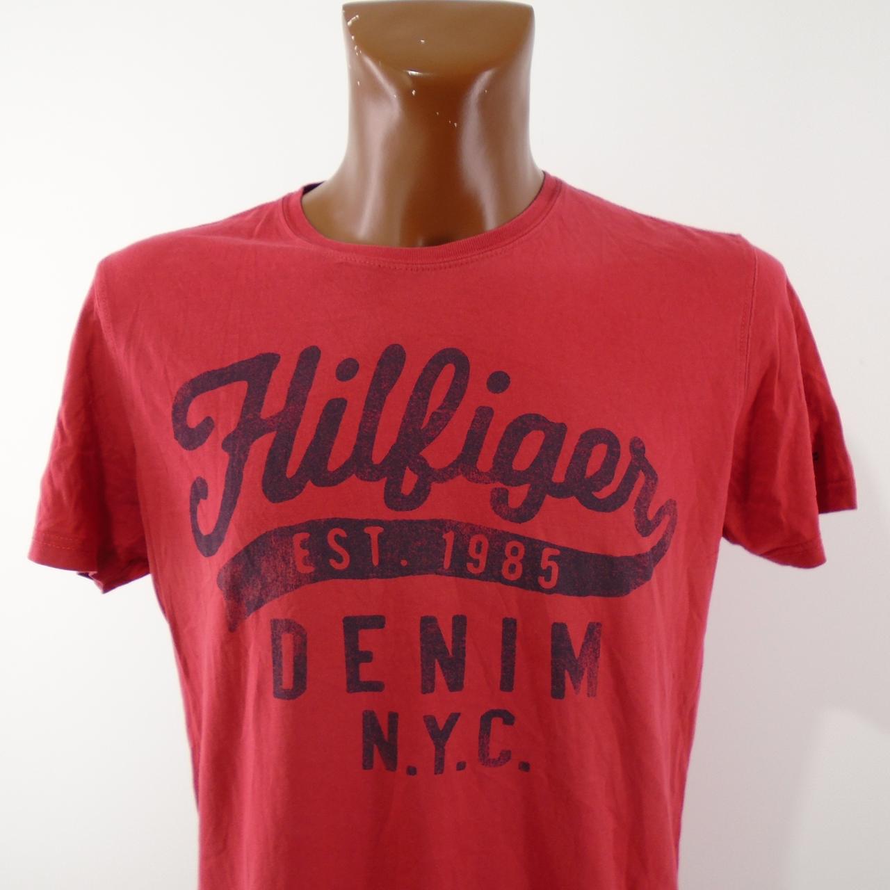 Men s T Shirt Tommy Hilfiger. Red. L. Used. Good Outlet Deja Vu