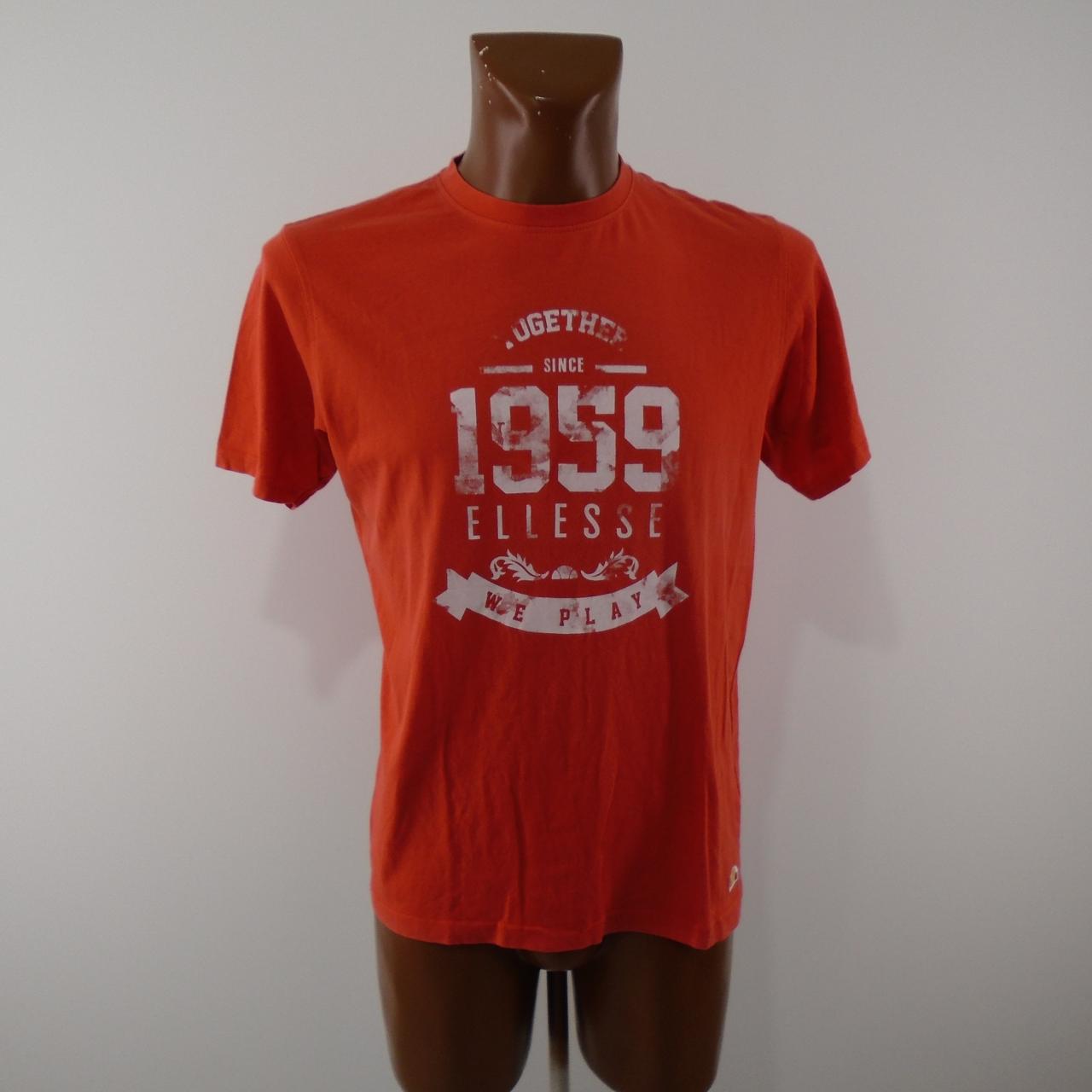 Men's T-Shirt Elesse. Red. M. Used. Good