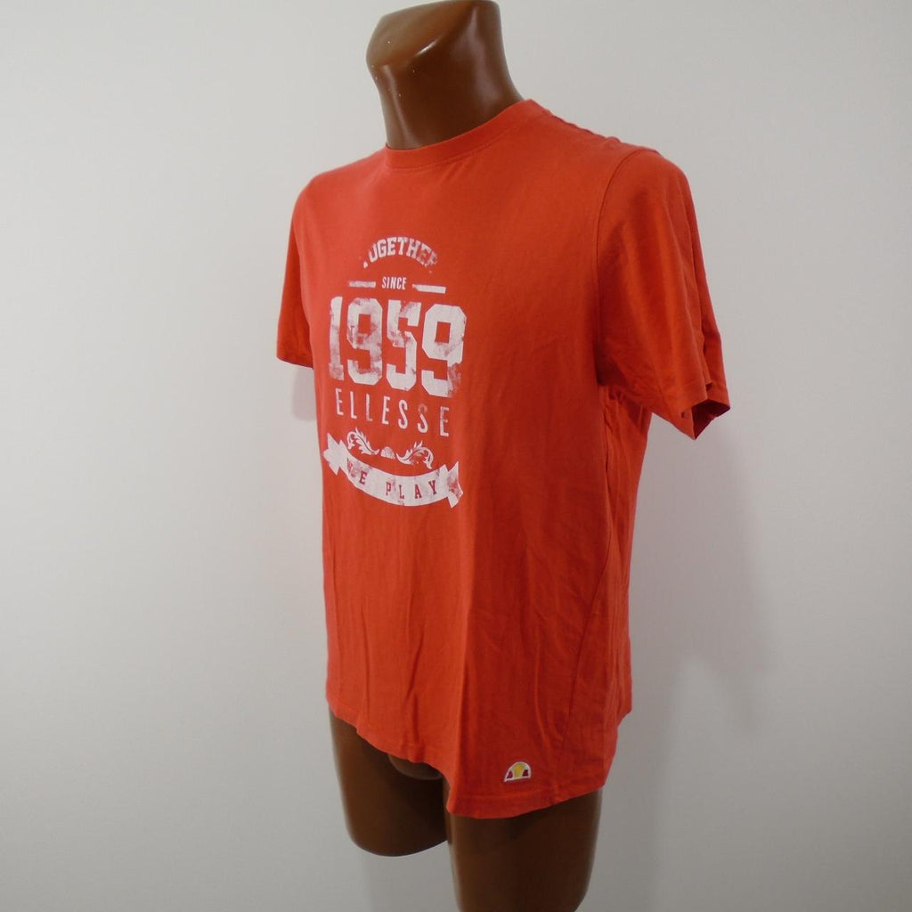 Men's T-Shirt Elesse. Red. M. Used. Good
