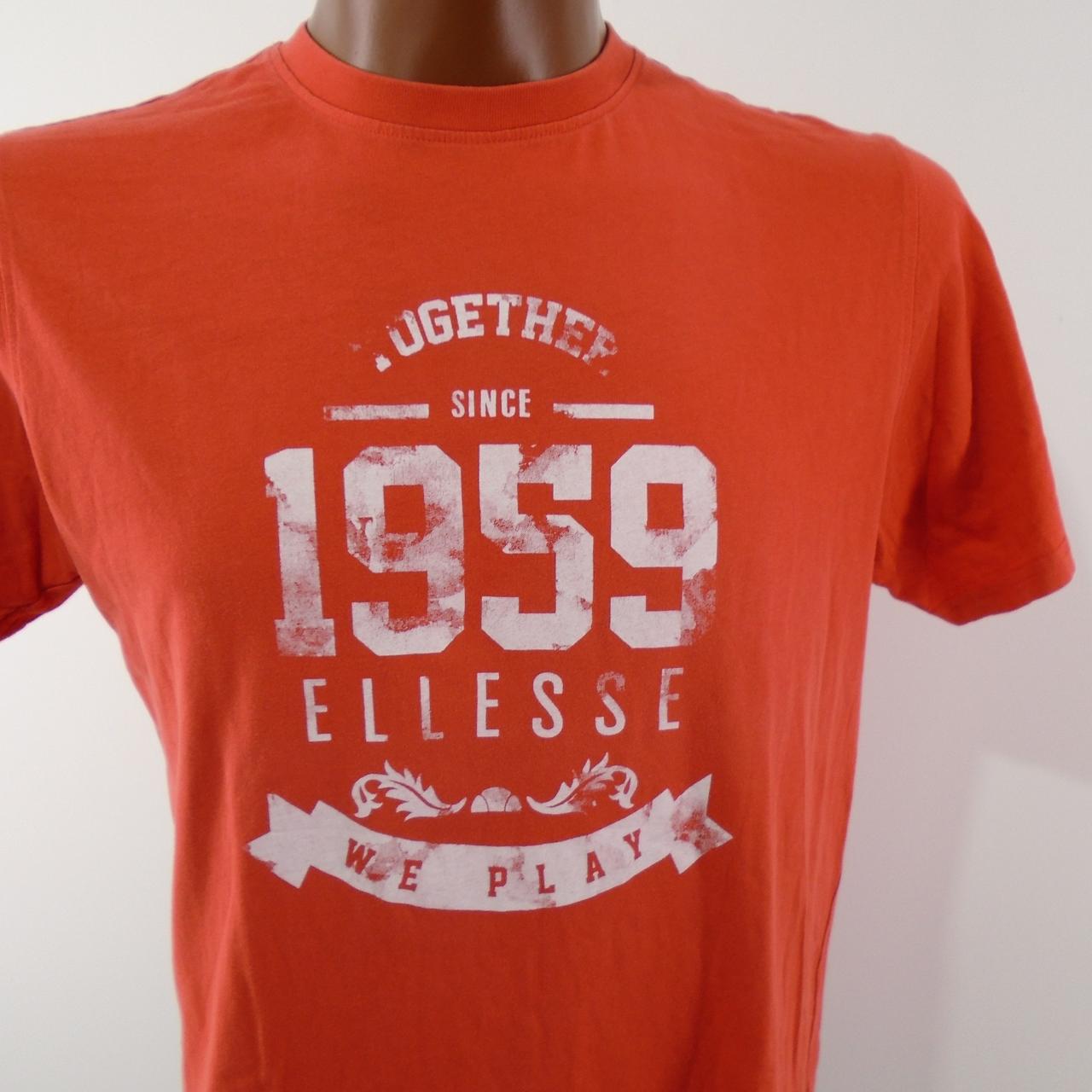 Men's T-Shirt Elesse. Red. M. Used. Good