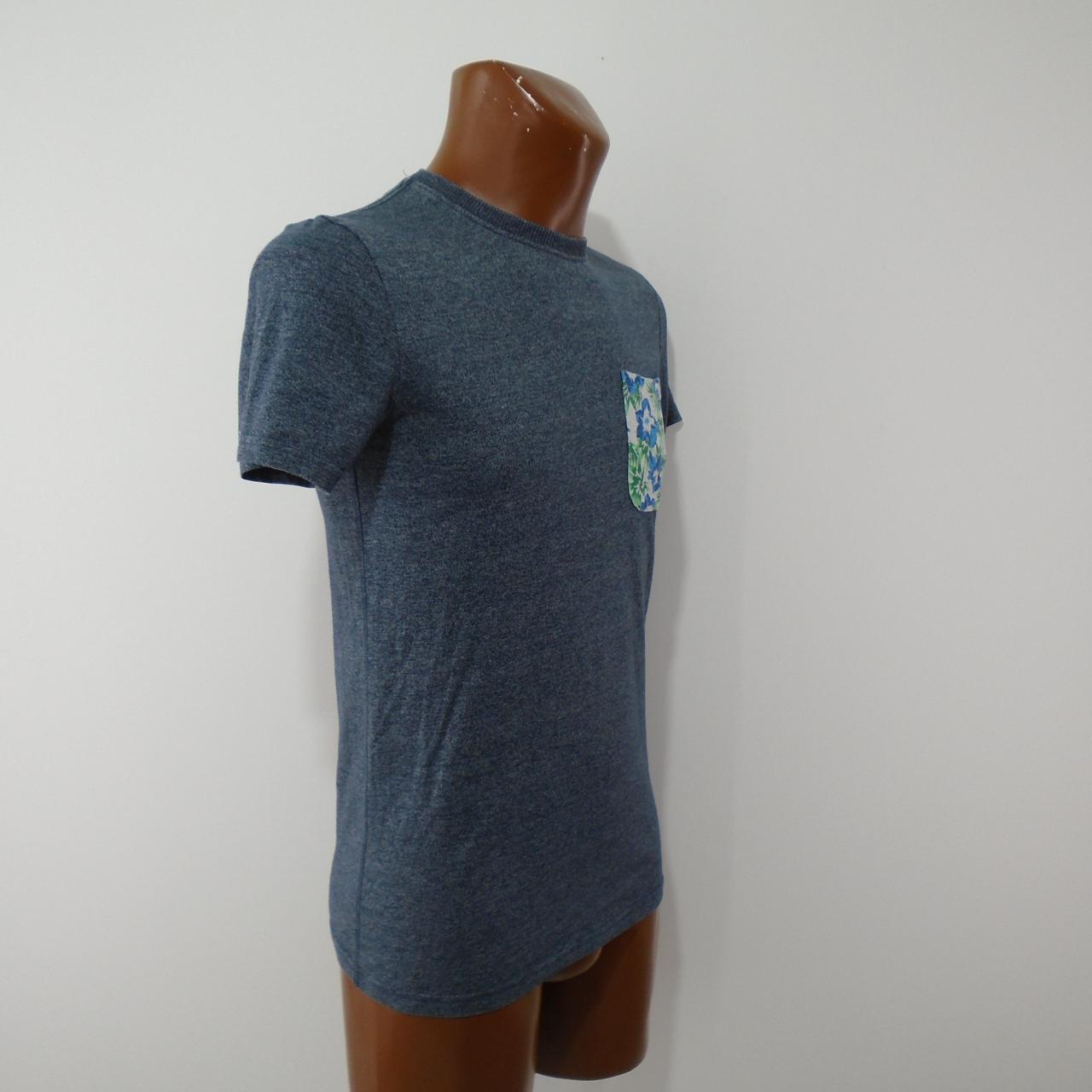 T-shirt Homme Superdry.  Gris.  XS.  Utilisé.  Bien