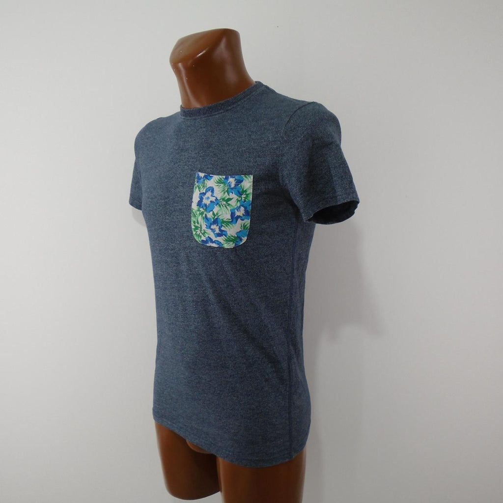 Maglietta da uomo Superdry.  Grigio.  XS.  Usato.  Bene