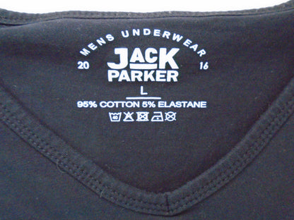 T-shirt homme Jack & Jones. La couleur noire. Taille L.