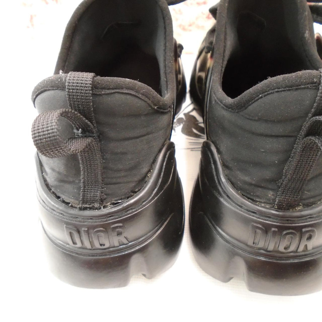 Zapatillas de mujer Dior. Negras. Talla 39. Usadas. Satisfactorias