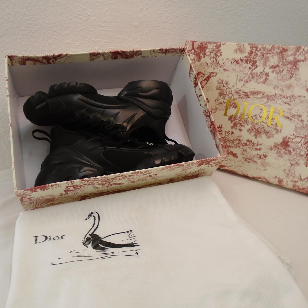 Zapatillas de mujer Dior. Negras. Talla 39. Usadas. Satisfactorias