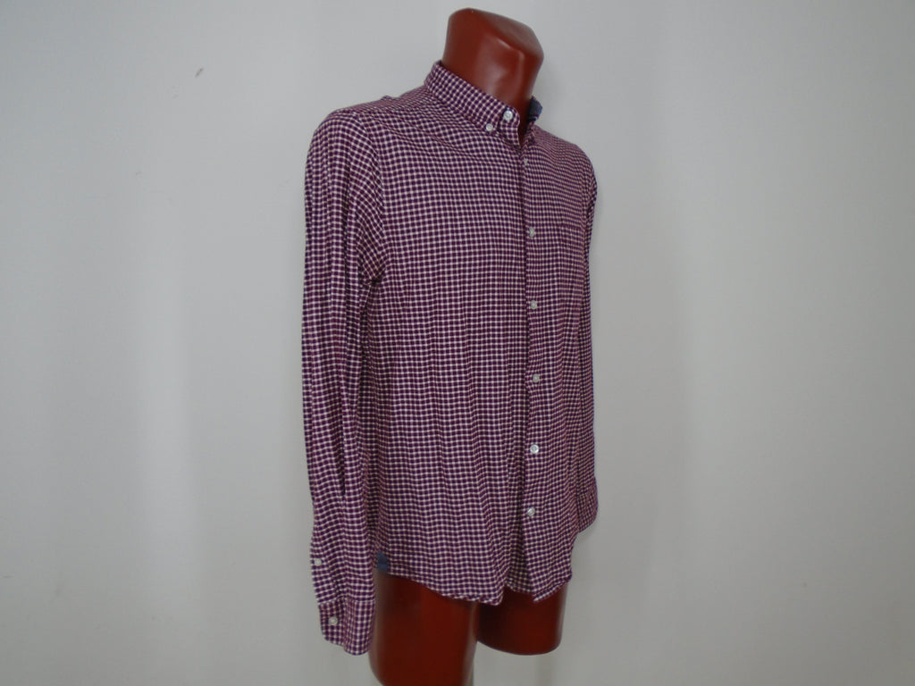 Men's Shirt Primark. Color: Bordeaux. Size: L. Condition: Used.(Very good condition).