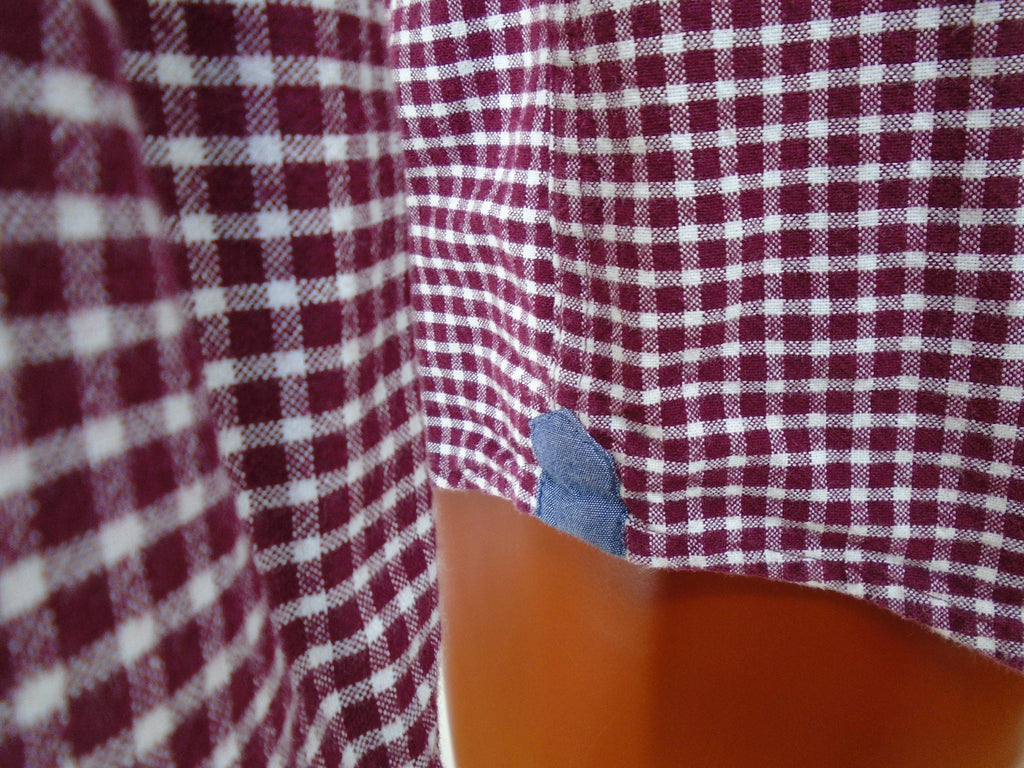 Men's Shirt Primark. Color: Bordeaux. Size: L. Condition: Used.(Very good condition).