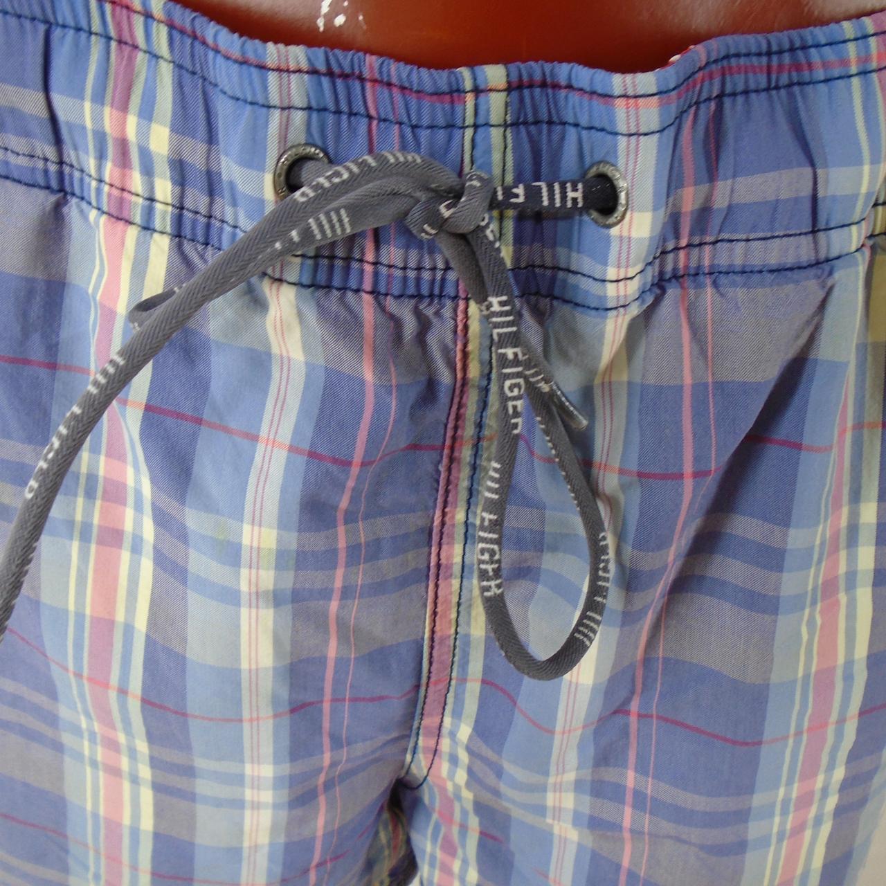 Pantalones cortos de hombre Tommy Hilfiger. Azul oscuro. M.Usado. Muy bien