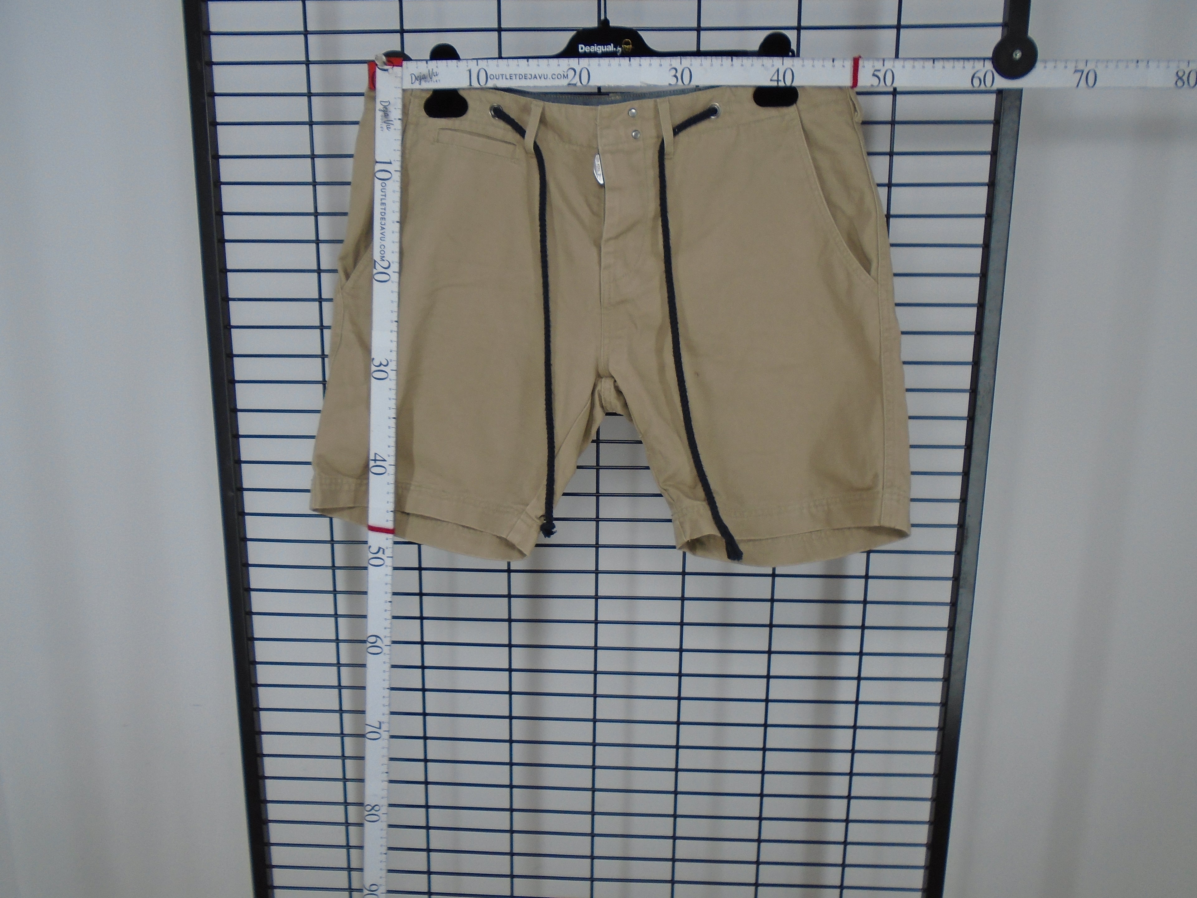 Men's Shorts Antony Morato. Color: Beige. Size: L.