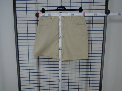 Pantaloncini da uomo Armani. Colore: beige. Taglia: S. Condizione: Usato.(Condizioni molto buone). | 13524908
