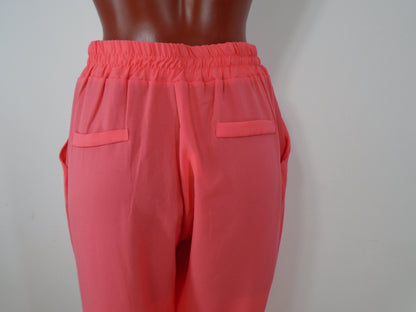 Women's Pants Unknown Brand. Coral. M. New without tags