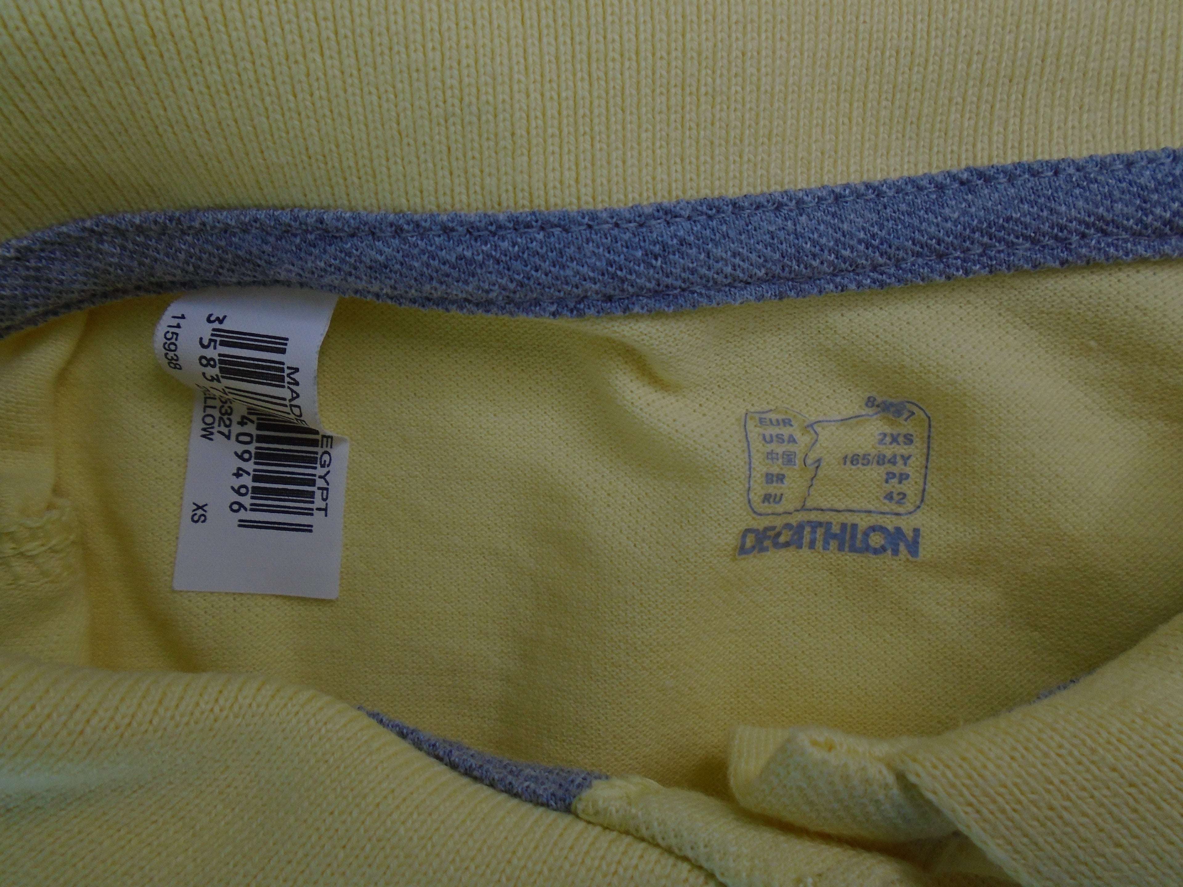 Camiseta Mujer Decathlon. Amarillo. XS. nuevo sin etiquetas