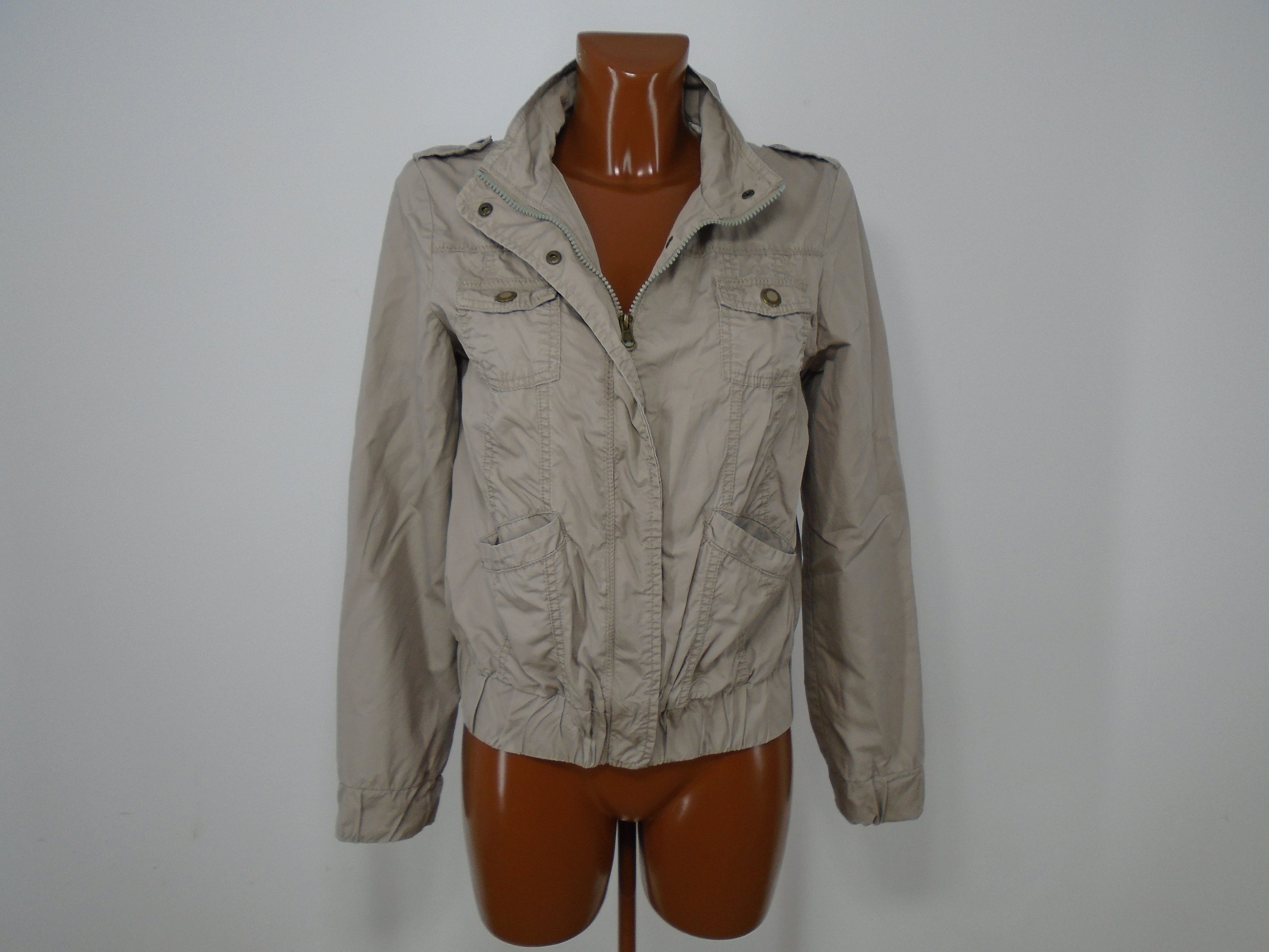 Women's Windbreaker Pimkie. Color: Beige. Size: M.