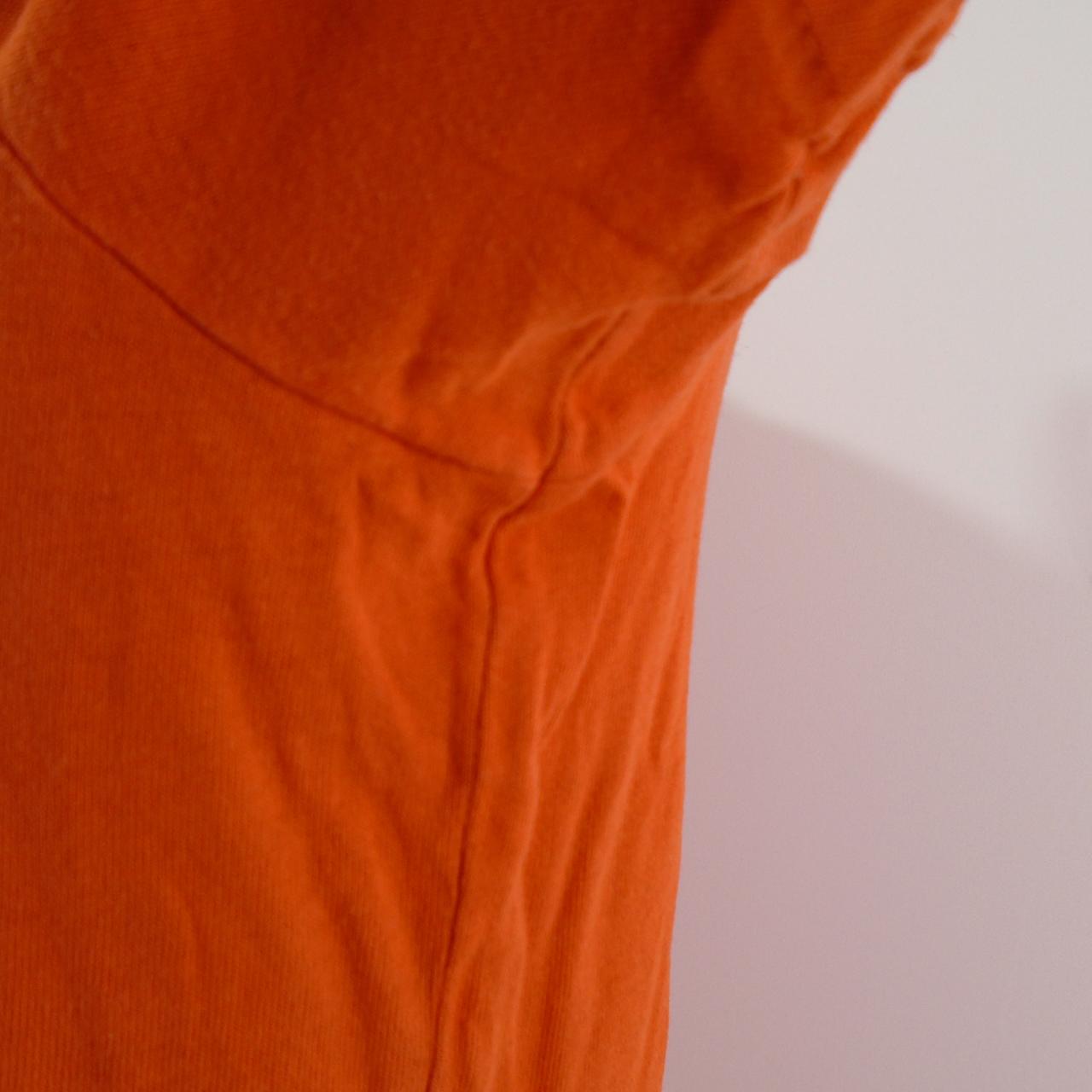 Men's T-Shirt Hollister. Orange. M. Used. Good