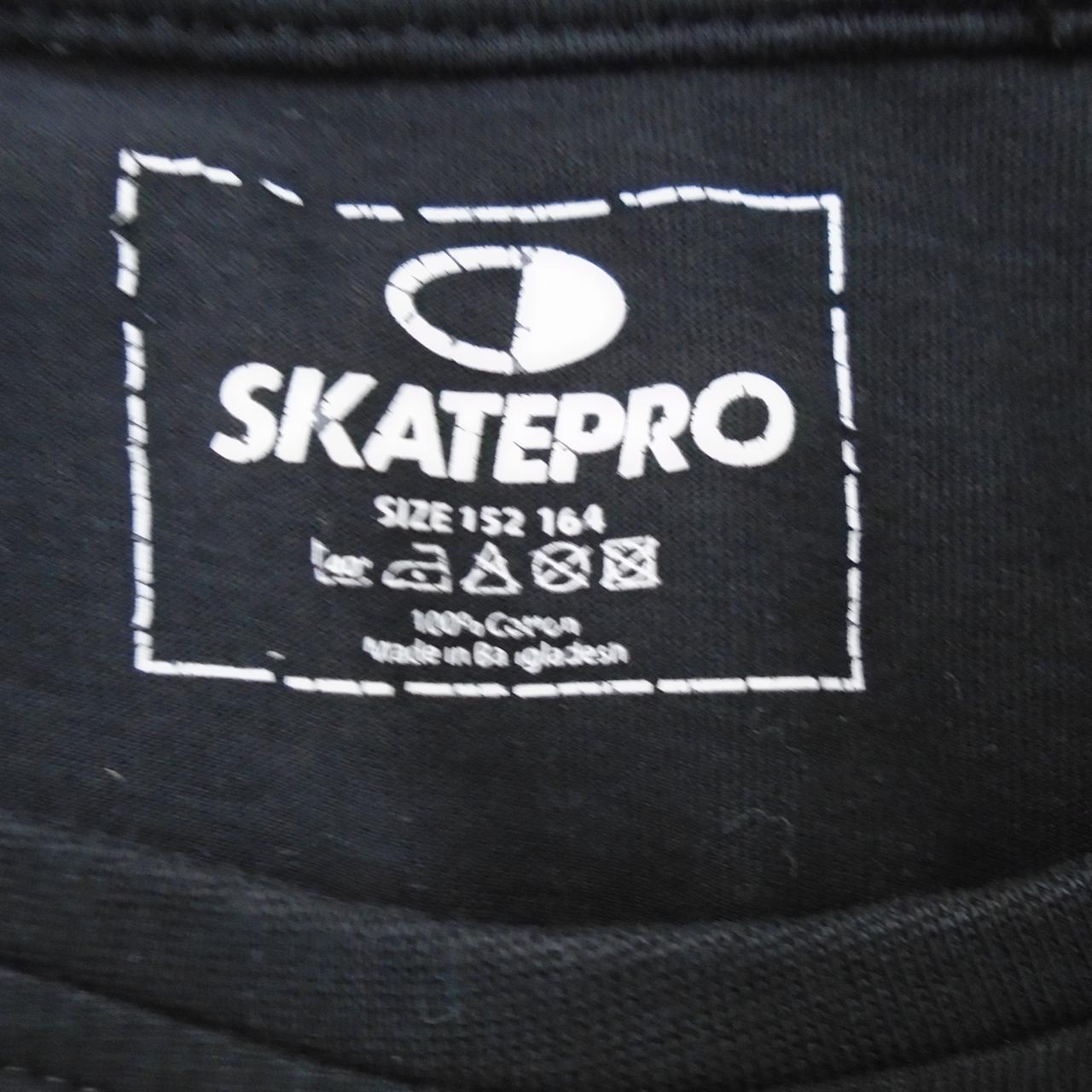 Camiseta Mujer Skatepro. Negro. XS. Usó. Bien